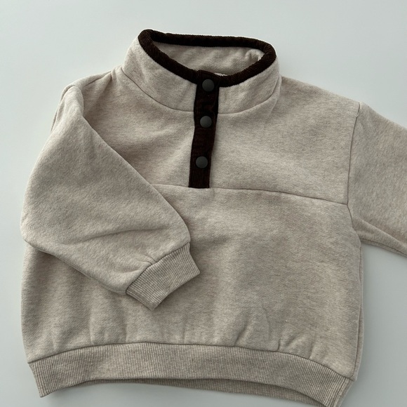 Baby Sweater - Picture 2 of 5